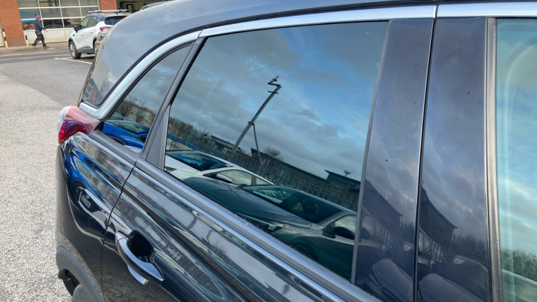 Vauxhall Crossland X 1.2 Tech Line Nav 5dr Petrol Hatchback